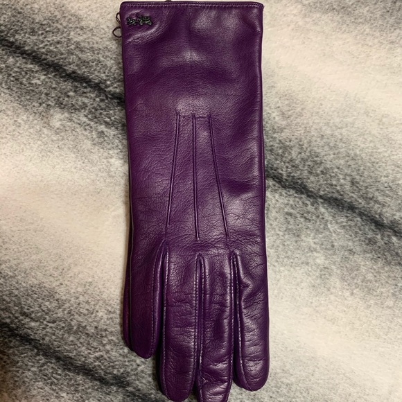 Coach Heritage Logo Leather Gloves Iris - Picture 2 of 6